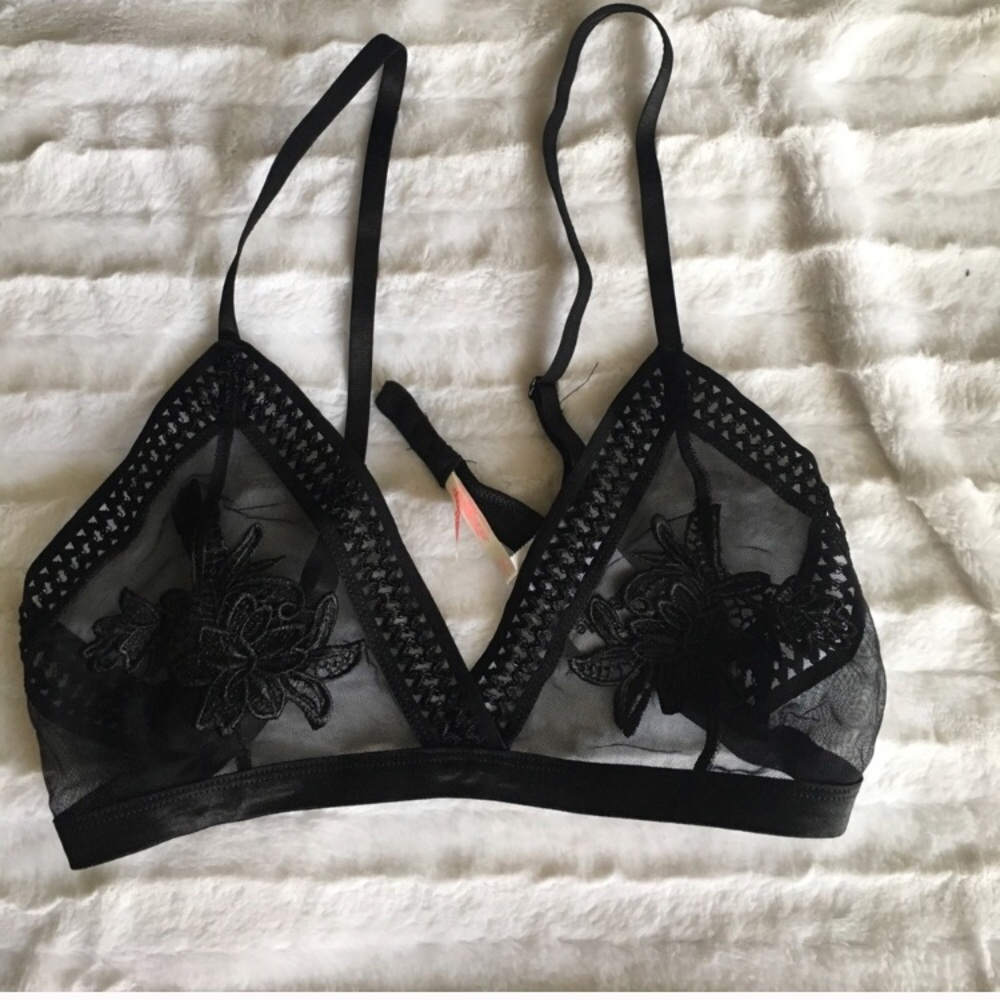 Black floral bralette